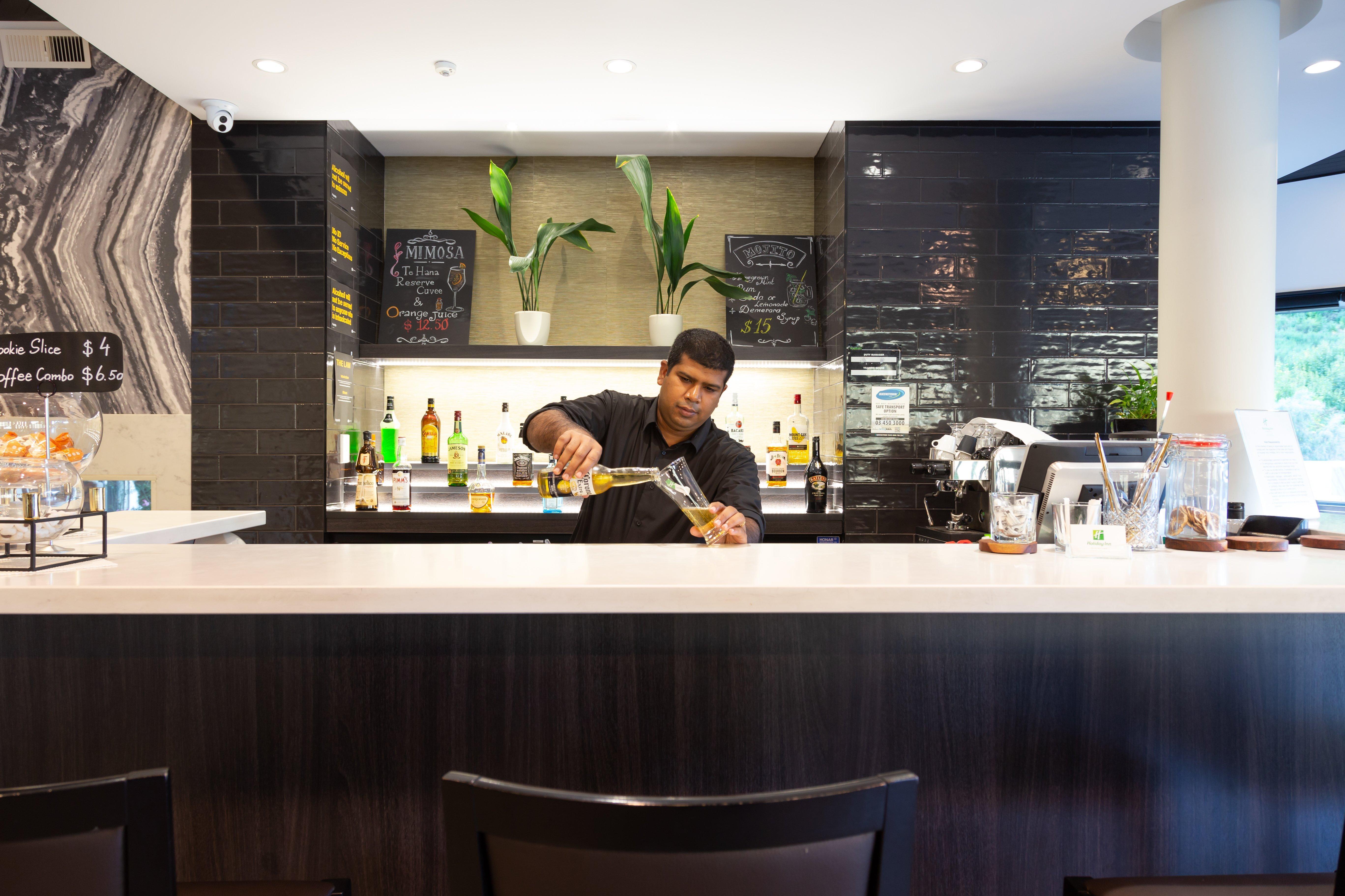 Holiday Inn Queenstown Frankton Road By Ihg Bagian luar foto