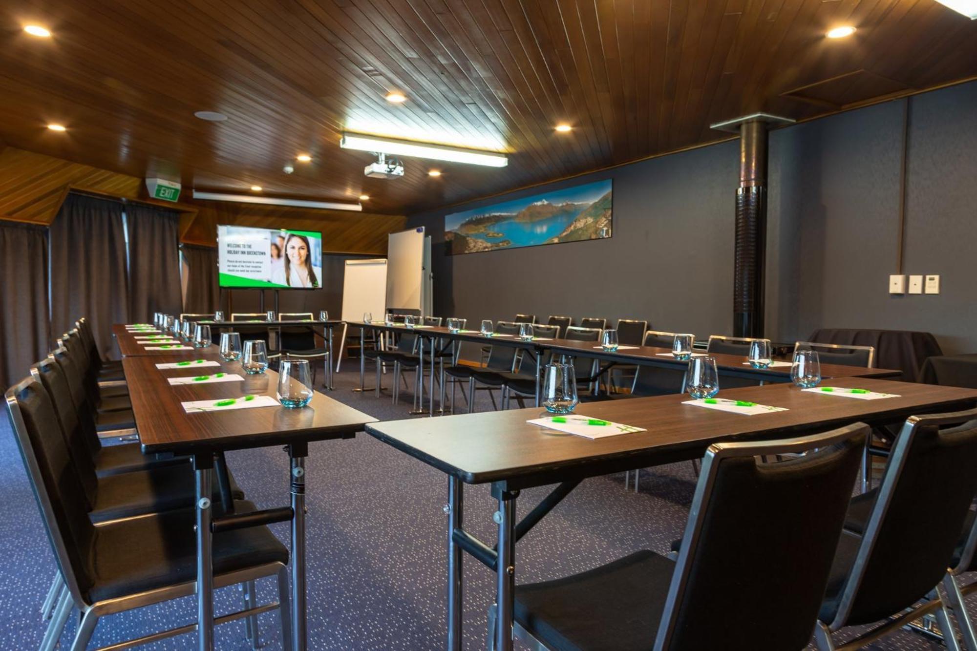 Holiday Inn Queenstown Frankton Road By Ihg Bagian luar foto