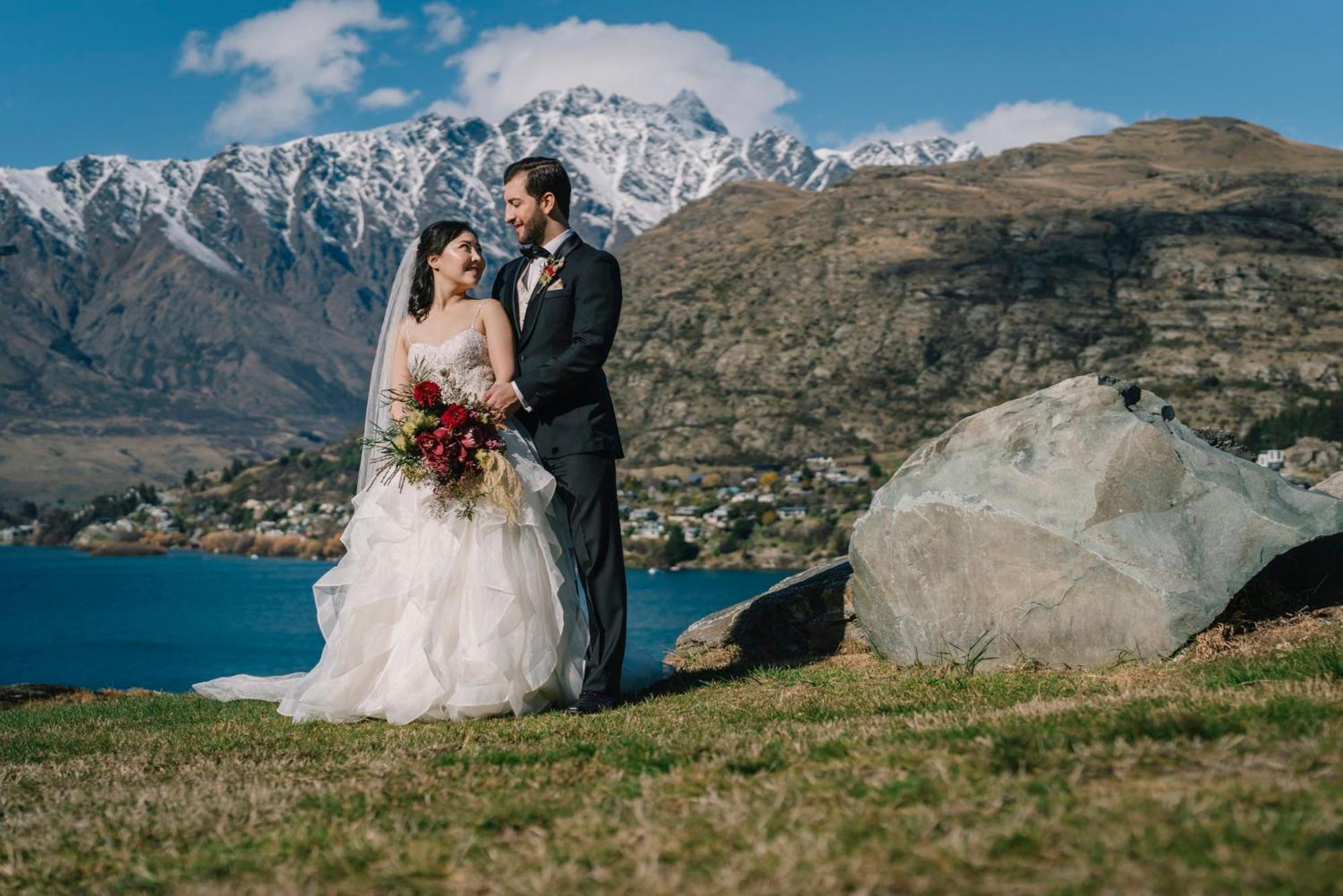 Holiday Inn Queenstown Frankton Road By Ihg Bagian luar foto