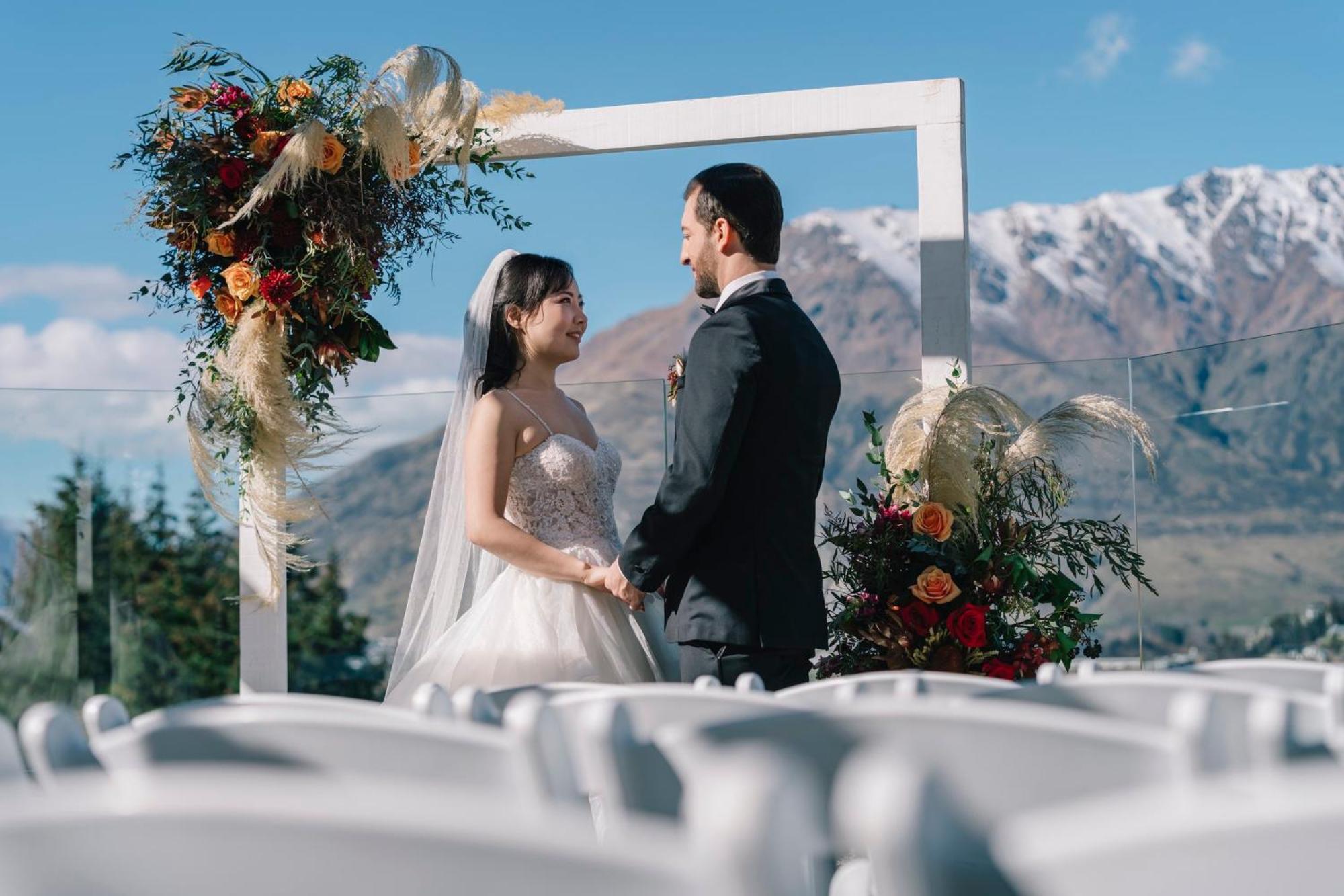Holiday Inn Queenstown Frankton Road By Ihg Bagian luar foto