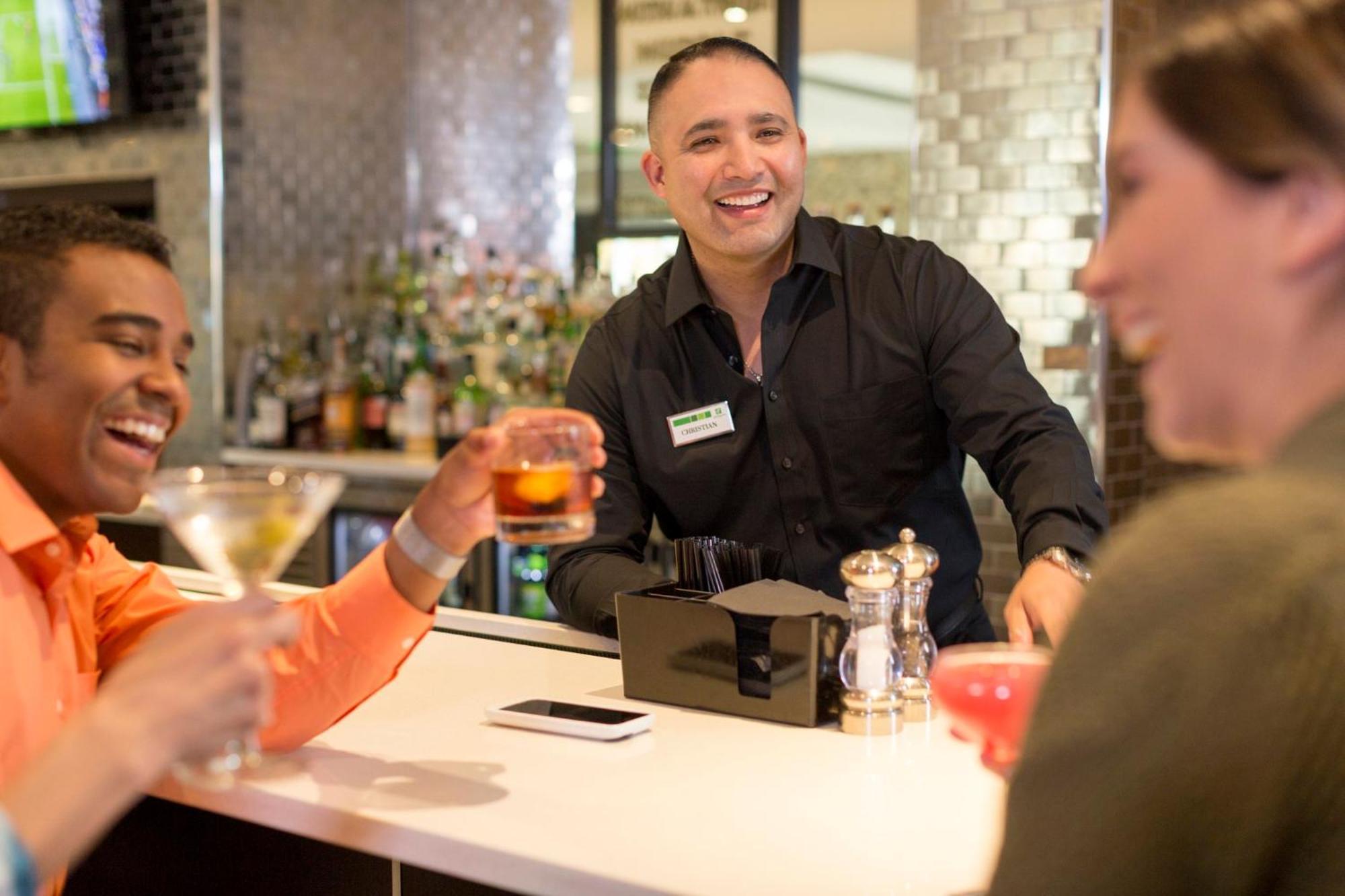 Holiday Inn Queenstown Frankton Road By Ihg Bagian luar foto