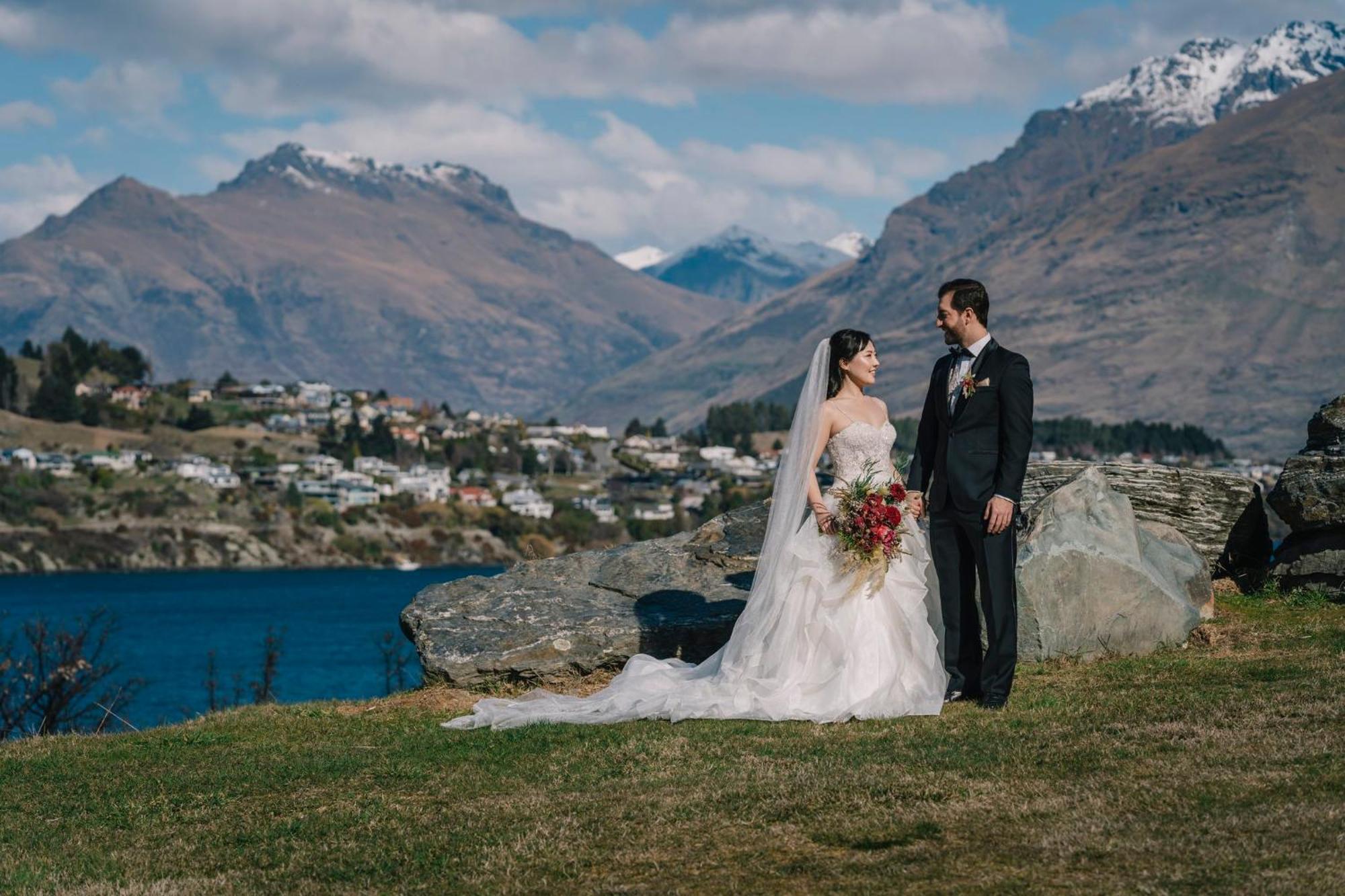Holiday Inn Queenstown Frankton Road By Ihg Bagian luar foto